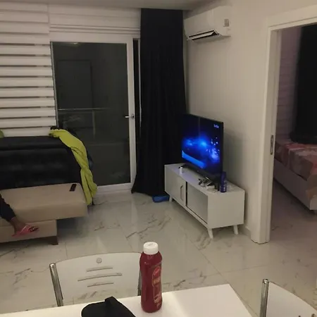 Elite Life 5 公寓 阿拉尼亚